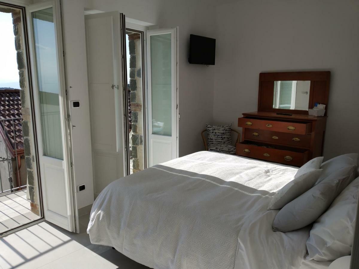 דירות La Casa Dei Panorami Di Colobraro מראה חיצוני תמונה