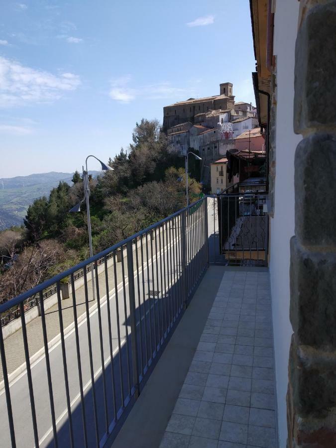 דירות La Casa Dei Panorami Di Colobraro מראה חיצוני תמונה