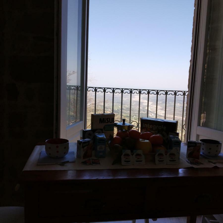 דירות La Casa Dei Panorami Di Colobraro מראה חיצוני תמונה