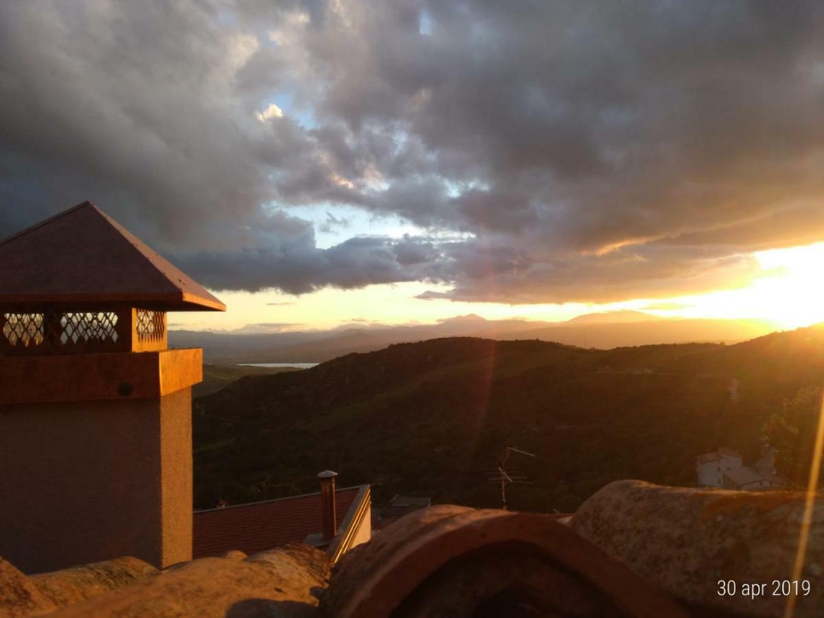 דירות La Casa Dei Panorami Di Colobraro מראה חיצוני תמונה